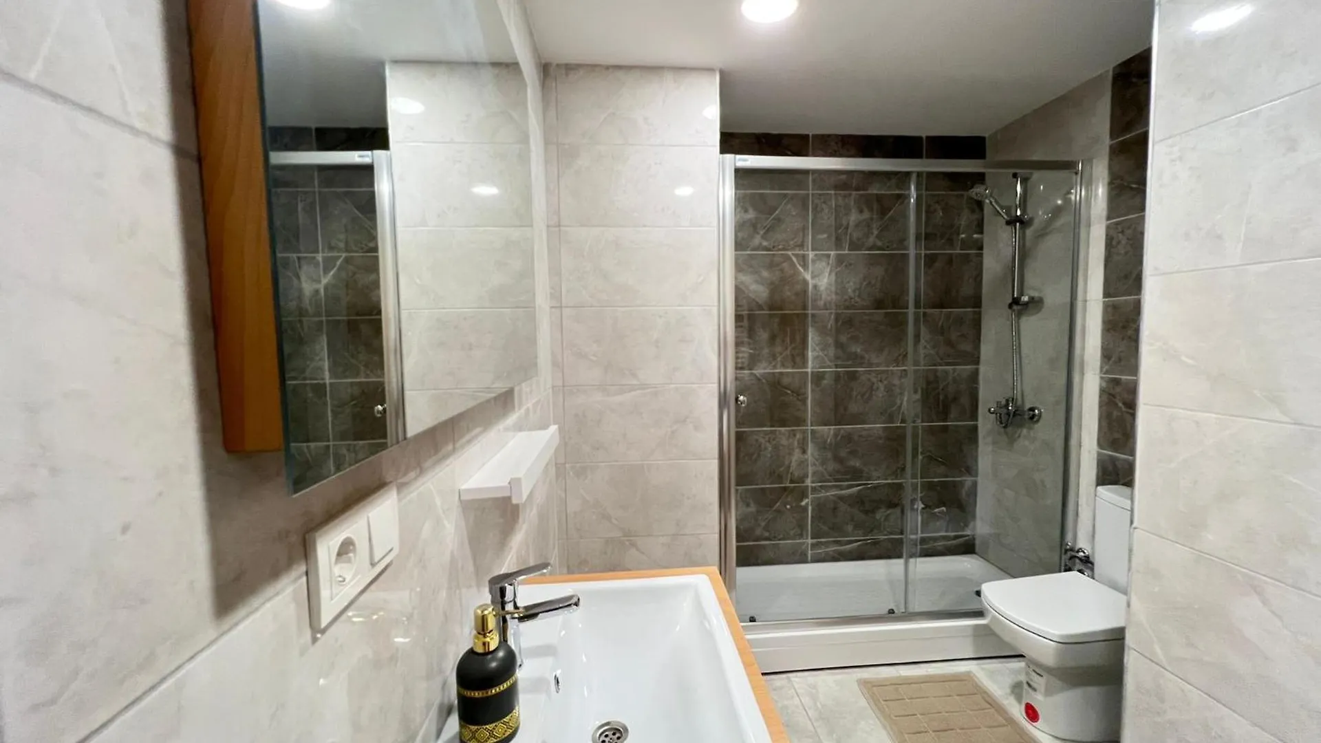 Cozy Home 1 Room 1 Living Room Apartment Istanbul Turkey